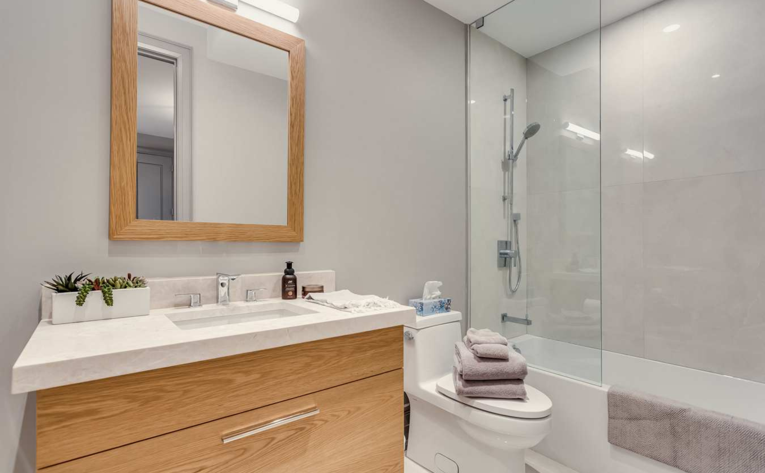 Bathroom Reno project with single sink and chrome hardware details, showing all 3pcs